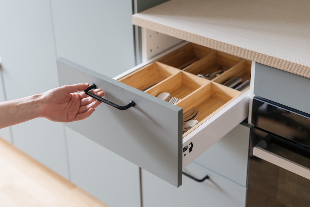 opening-kitchen-drawer